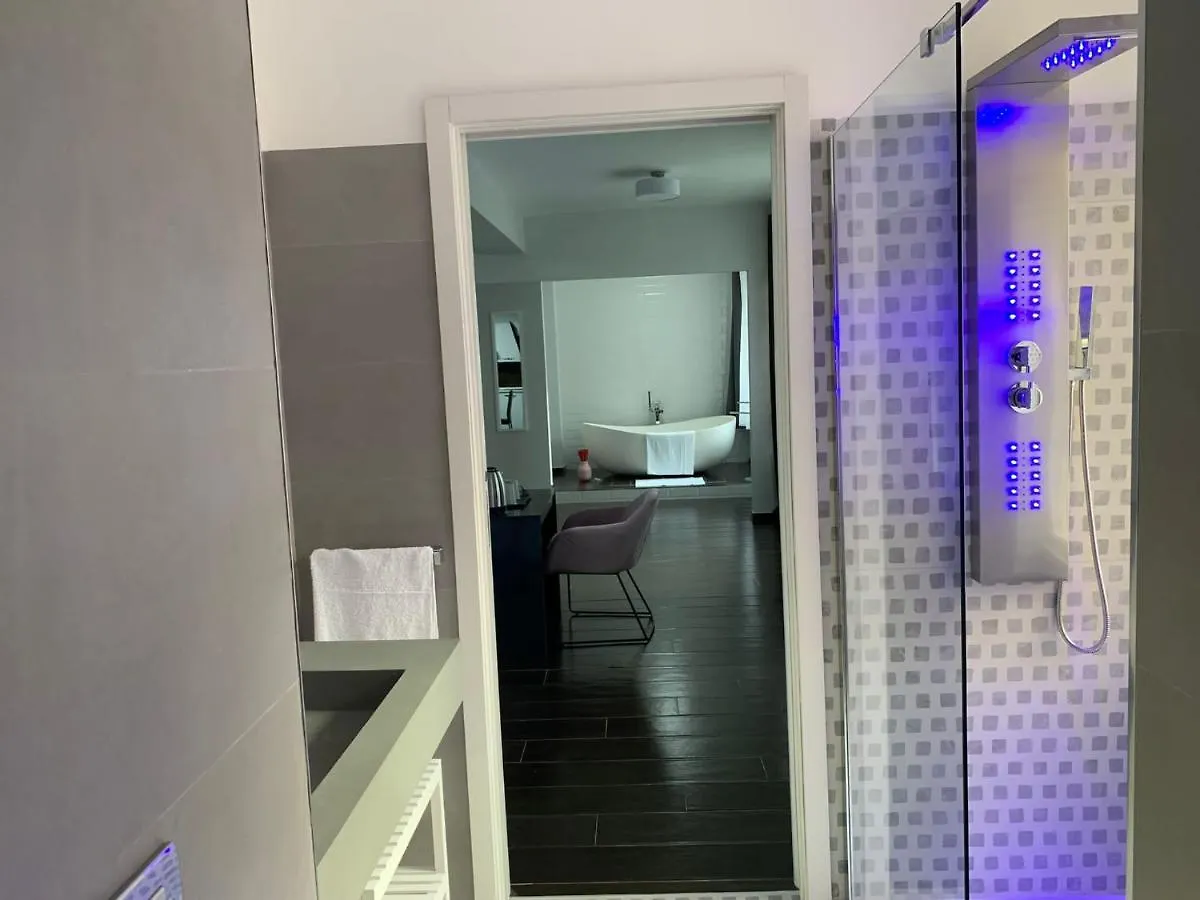 Argiro95 Luxury Apartment Bari Italy